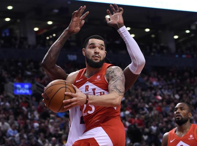 年轻且充满 年轻且充满